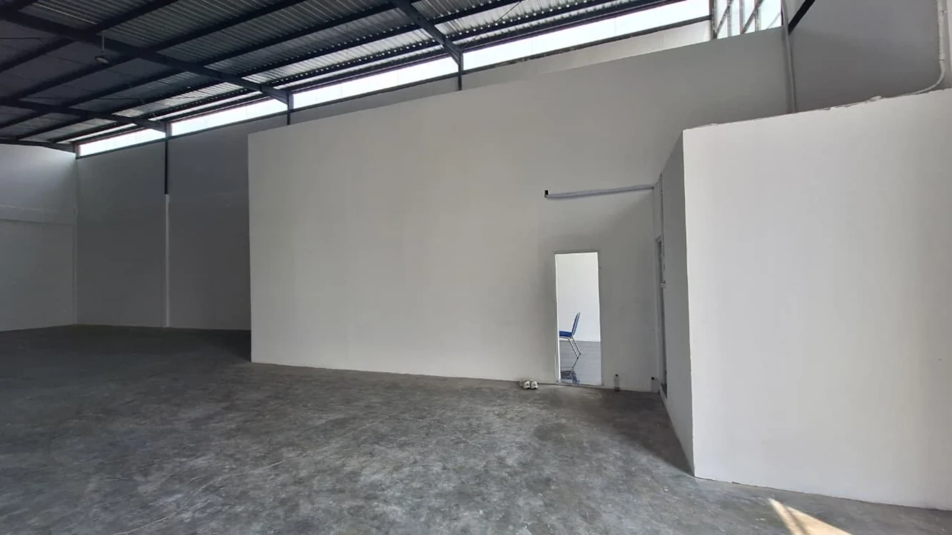 Jual Gudang\Ruko Mojokerto Kompleks Pergudangan BP Ngoro  Mojokerto Lokasi Strategis